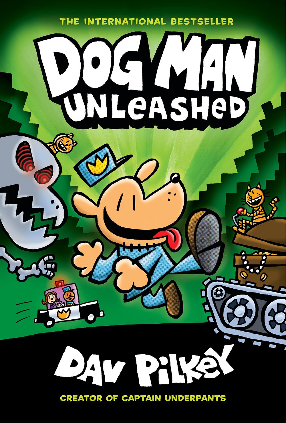 Dog Man Unleashed: A Graphic Novel (Dog Man #2)